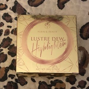 Hank & Henry Lustre Dew Highlighter in Sosa Rosa